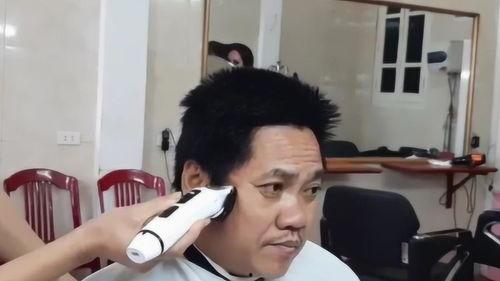 理发师大叔爆料视频大全,揭秘视频大全背后的故事  第2张